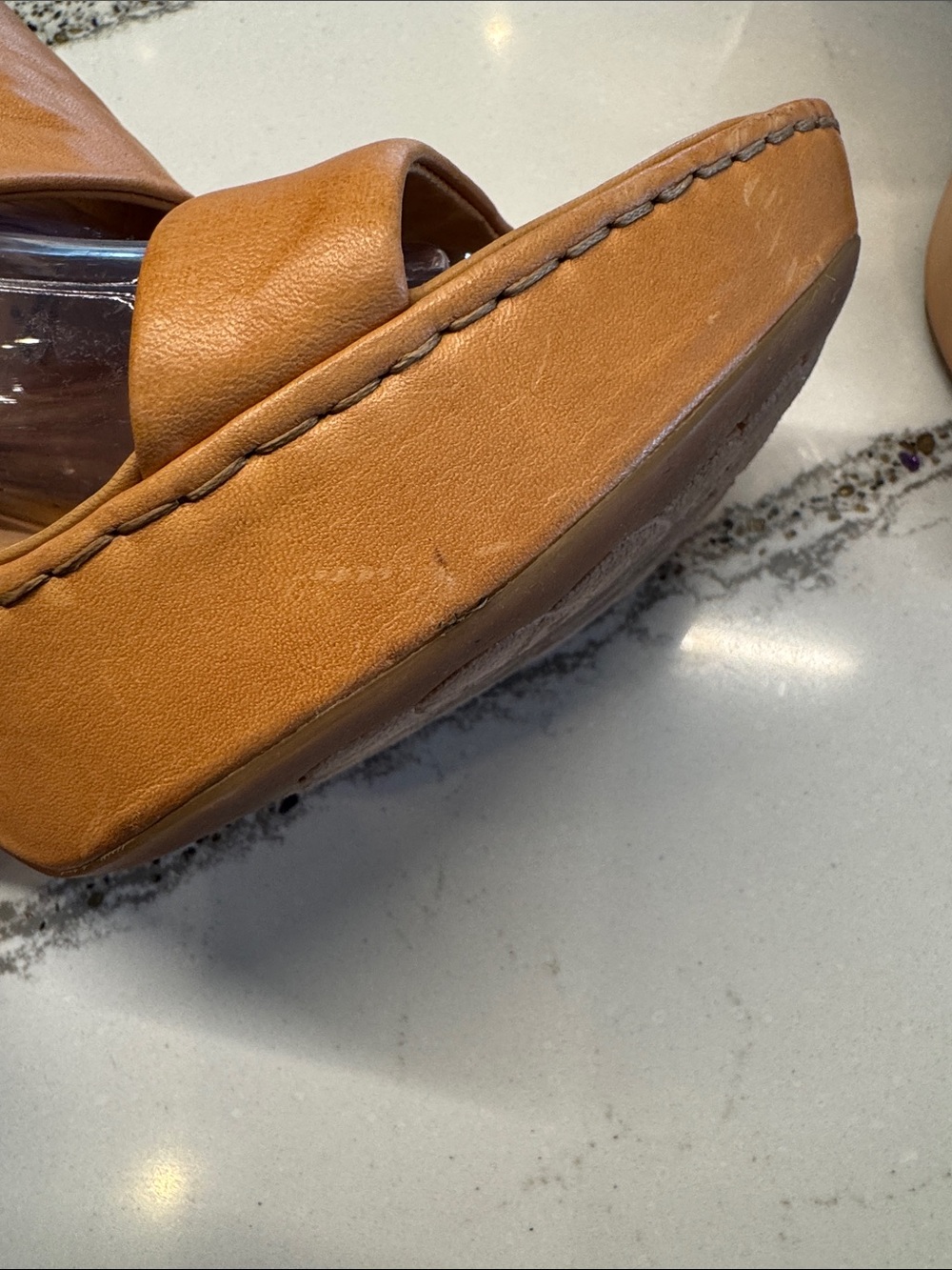 Born Tan Leather Platform Slide Heels Gently Worn Nice Leather Sz9 - Picture 9 of 16